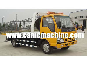 Flatbed Wrecker Truck